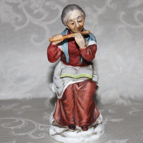 Vintage Bisque Figurine Grandpa Carrying Apples - Picture 4 of 12